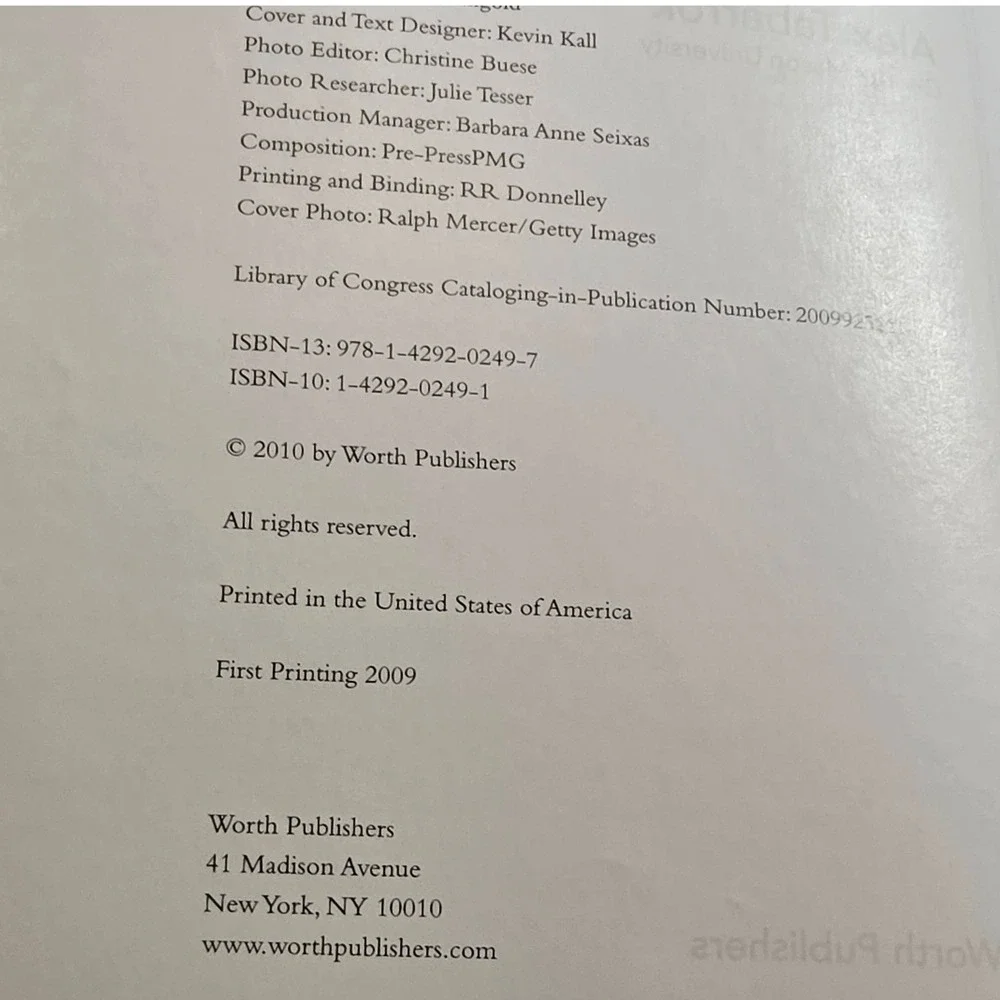 Worth Publishers Macroeconomics Textbook Tyler‎ Cowen Alex Tabarrok 2010 PB Book